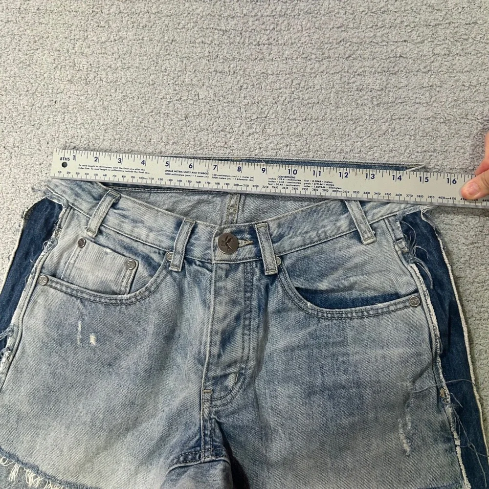 One x OneTeaspoon Denim Shorts Saints 25 Blue Distressed Two-Tone Raw Hem Grunge